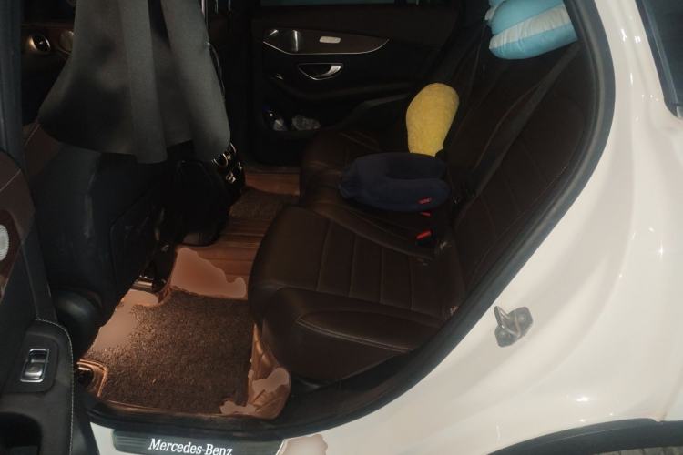 Used Mercedes-Benz GLC 2021 GLC 300 L 4MATIC Dynamic Model Left Rear Seat