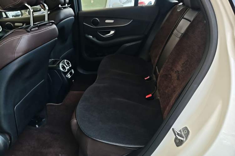 Used Mercedes-Benz GLC 2021 GLC 260 L 4MATIC Luxury Model Left Rear Seat