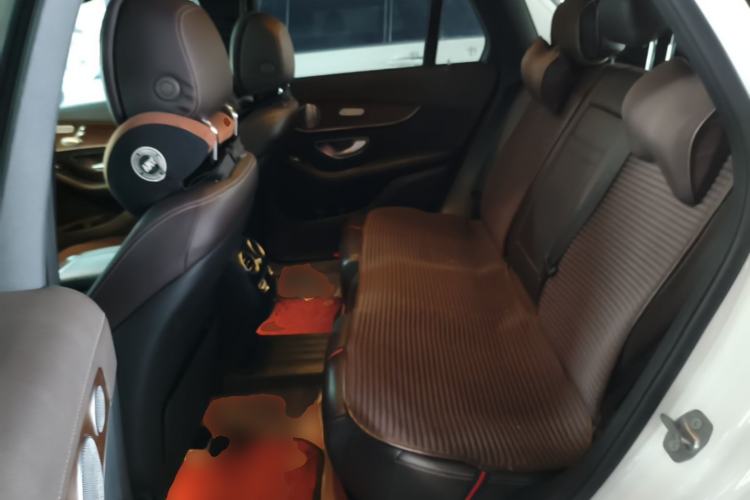 Used Mercedes-Benz GLC 2021 GLC 300 L 4MATIC Dynamic Model Left Rear Seat