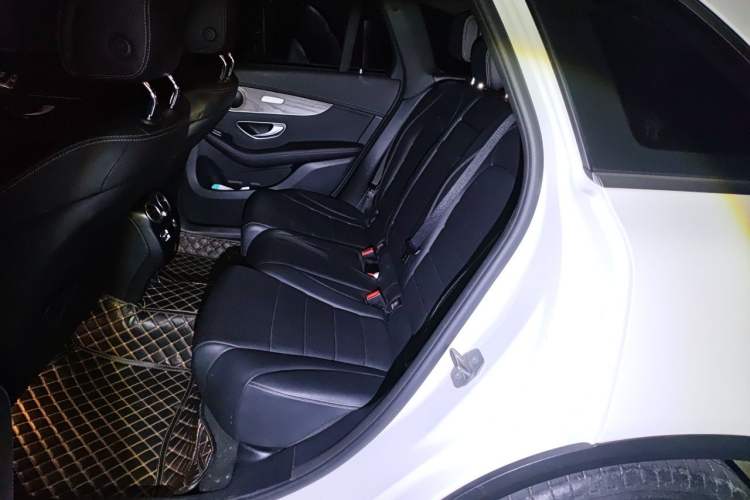 Used Mercedes-Benz GLC 2021 GLC 260 L 4MATIC Luxury Model Left Rear Seat