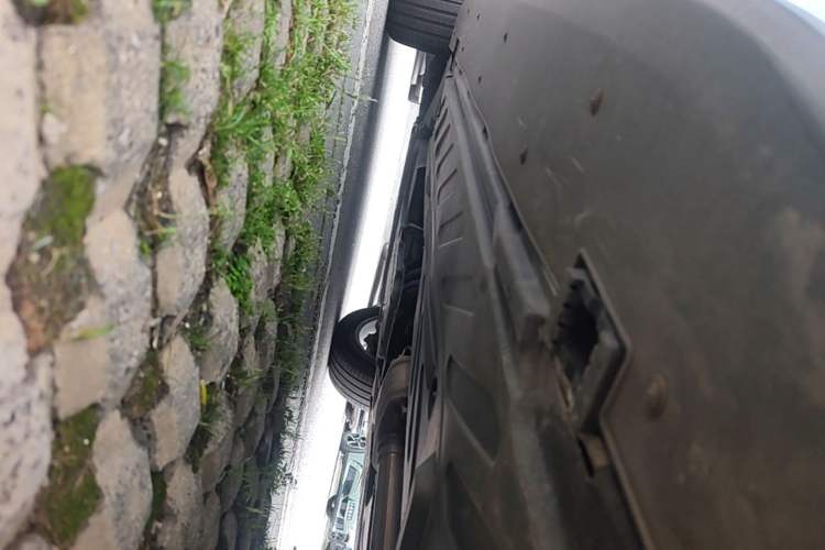 Used Mercedes-Benz GLC 2021 GLC 260 L 4MATIC Dynamic Edition Left Side Sill
