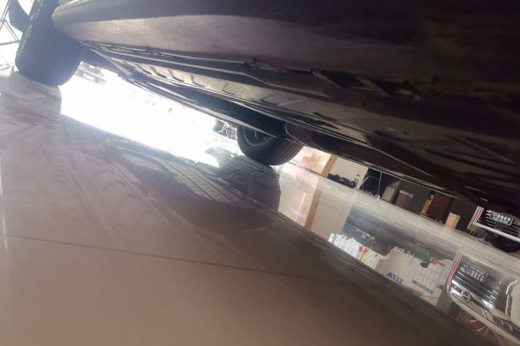 Used Mercedes-Benz GLC 2021 GLC 300 L 4MATIC Dynamic Model Left Side Sill