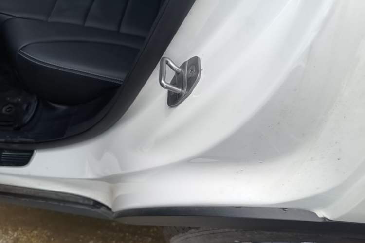 Used Mercedes-Benz GLC 2021 GLC 260 L 4MATIC Dynamic Edition Left Side Sill