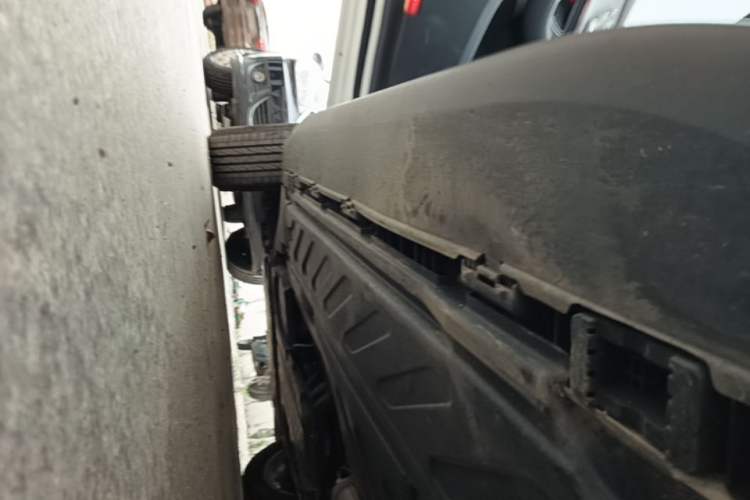 Used Mercedes-Benz GLC 2021 GLC 260 L 4MATIC Dynamic Edition Left Side Sill