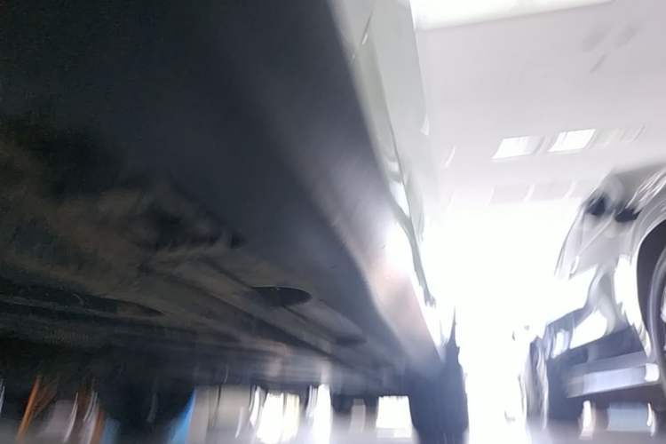 Used Mercedes-Benz GLC 2021 GLC 260 L 4MATIC Luxury Model Left Side Sill