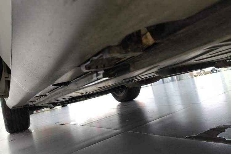 Used Mercedes-Benz GLC 2021 GLC 260 L 4MATIC Dynamic Edition Left Side Sill