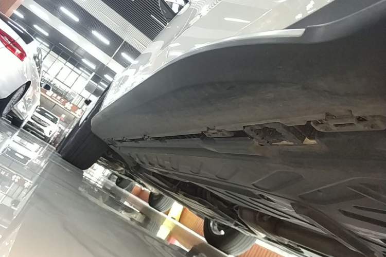 Used Mercedes-Benz GLC 2021 GLC 300 L 4MATIC Dynamic Model Left Side Sill