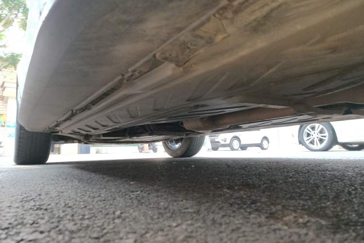 Used Mercedes-Benz GLC 2021 GLC 300 L 4MATIC Dynamic Model Left Side Sill