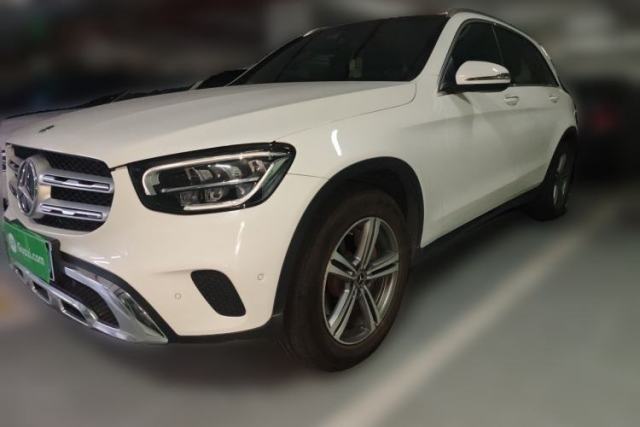 Ojetý Mercedes-Benz GLC 2021 GLC 260 L 4MATIC Dynamic Edition