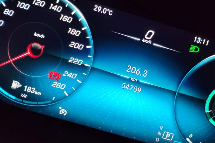 Used Mercedes-Benz GLC 2021 GLC 260 L 4MATIC Luxury Model Odometer Close Up