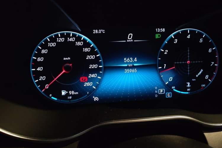 Used Mercedes-Benz GLC 2021 GLC 260 L 4MATIC Luxury Model Odometer Close Up