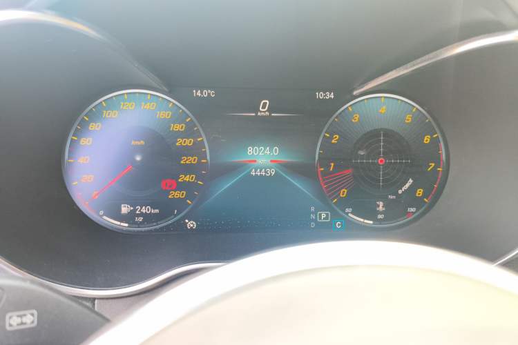 Used Mercedes-Benz GLC 2021 GLC 260 L 4MATIC Luxury Model Odometer Close Up
