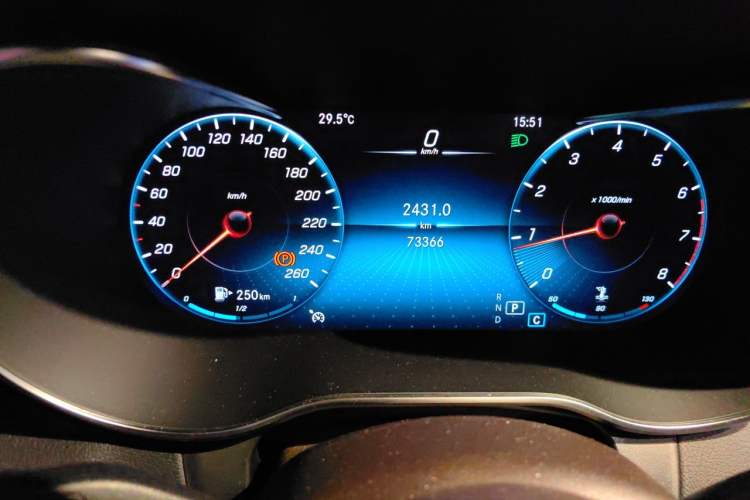 Used Mercedes-Benz GLC 2021 GLC 260 L 4MATIC Luxury Model Odometer Close Up