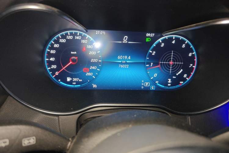 Used Mercedes-Benz GLC 2021 GLC 260 L 4MATIC Luxury Model Odometer Close Up