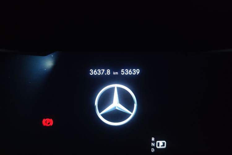 Used Mercedes-Benz GLC 2021 GLC 300 L 4MATIC Dynamic Model Odometer Close Up