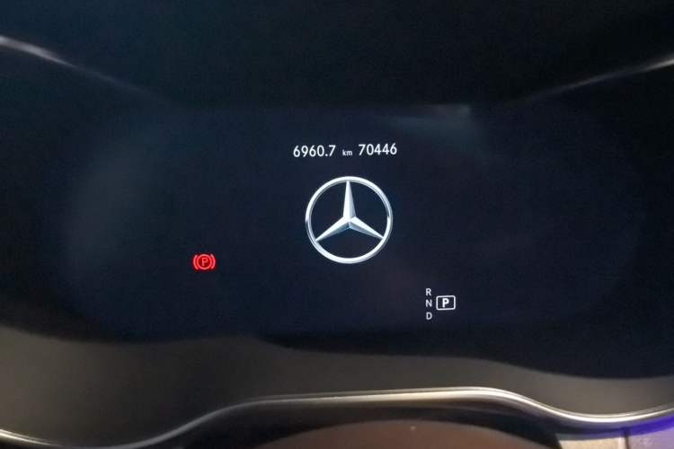 Used Mercedes-Benz GLC 2021 GLC 300 L 4MATIC Dynamic Model Odometer Close Up