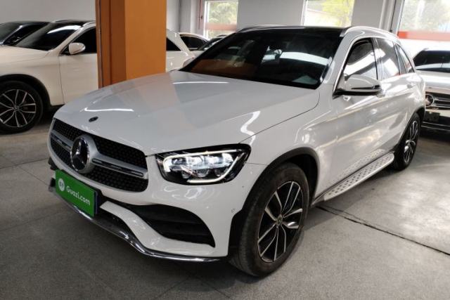 Ojetý Mercedes-Benz GLC 2021 GLC 300 L 4MATIC Dynamic Model