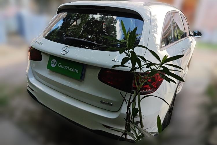 Used Mercedes-Benz GLC 2021 GLC 300 L 4MATIC Dynamic Model Rear Right 45 Deg