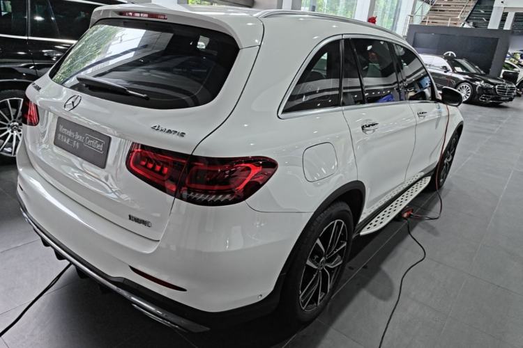 Used Mercedes-Benz GLC 2021 GLC 260 L 4MATIC Luxury Model Rear Right 45 Deg