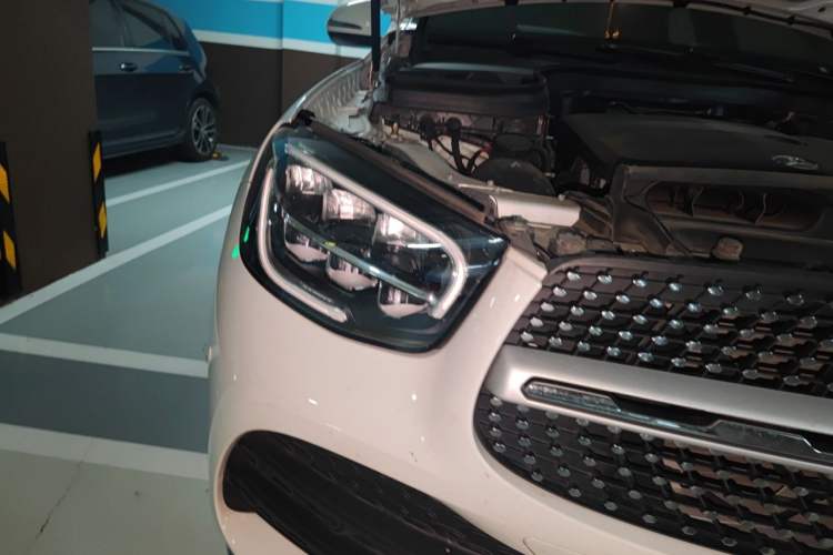 Used Mercedes-Benz GLC 2021 GLC 300 L 4MATIC Dynamic Model Right Front Headlight