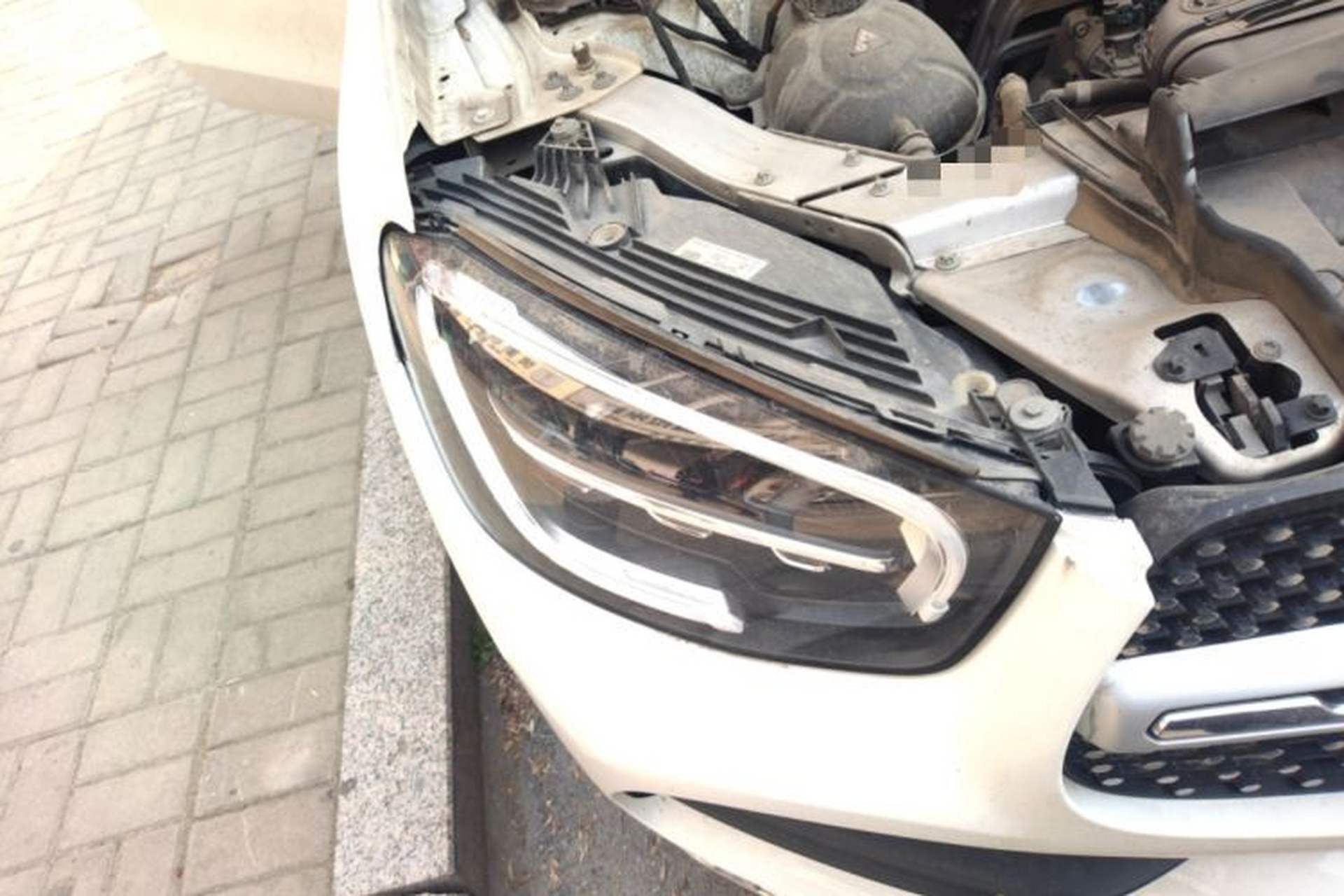 Used Mercedes-Benz GLC 2021 GLC 300 L 4MATIC Dynamic Model Right Front Headlight