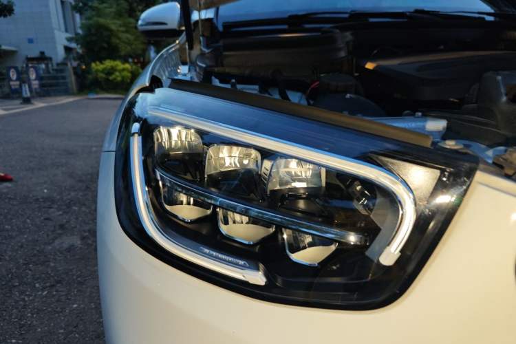 Used Mercedes-Benz GLC 2021 GLC 260 L 4MATIC Dynamic Edition Right Front Headlight