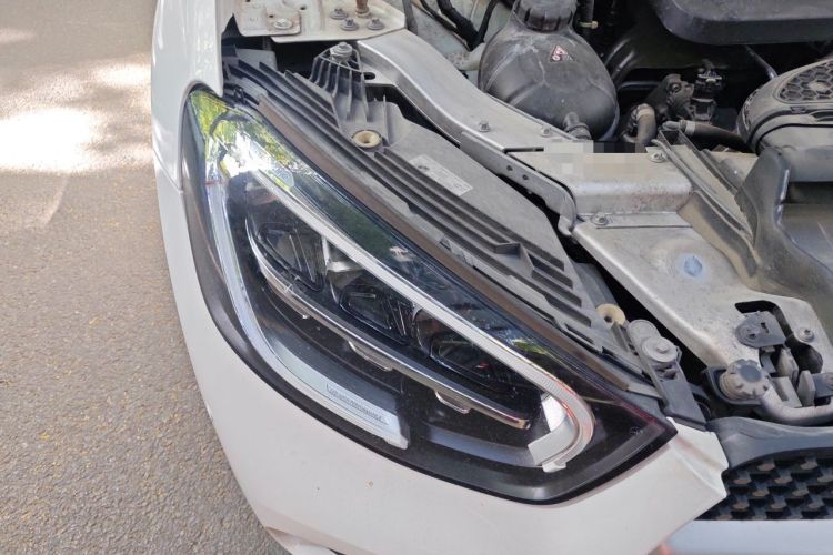 Used Mercedes-Benz GLC 2021 GLC 300 L 4MATIC Dynamic Model Right Front Headlight