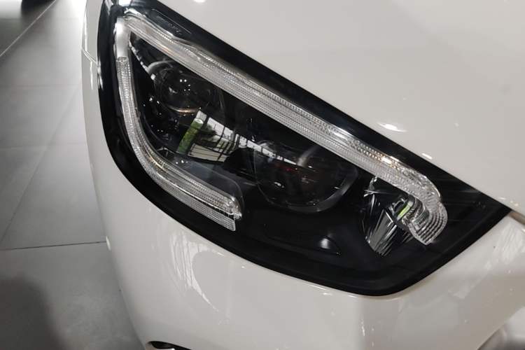 Used Mercedes-Benz GLC 2021 GLC 300 L 4MATIC Luxury Model Right Front Headlight