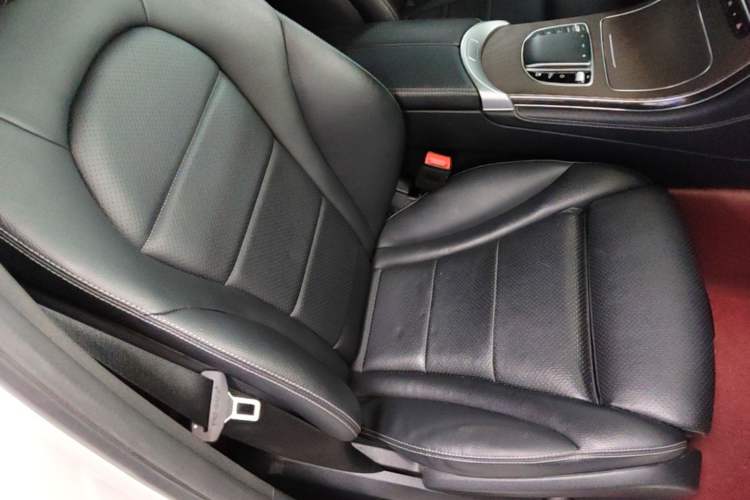 Used Mercedes-Benz GLC 2021 GLC 260 L 4MATIC Luxury Model Right Front Seat
