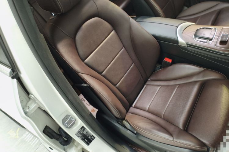 Used Mercedes-Benz GLC 2021 GLC 260 L 4MATIC Luxury Model Right Front Seat