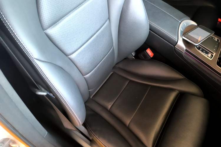 Used Mercedes-Benz GLC 2021 GLC 300 L 4MATIC Dynamic Model Right Front Seat