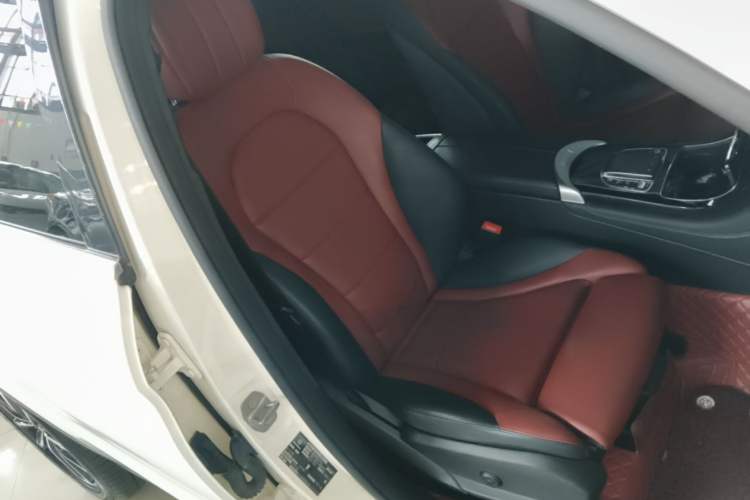 Used Mercedes-Benz GLC 2021 GLC 260 L 4MATIC Luxury Model Right Front Seat