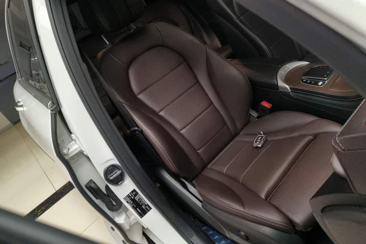 Used Mercedes-Benz GLC 2021 GLC 260 L 4MATIC Luxury Model Right Front Seat
