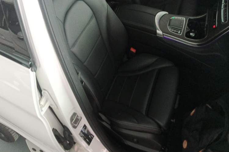 Used Mercedes-Benz GLC 2021 GLC 260 L 4MATIC Luxury Model Right Front Seat