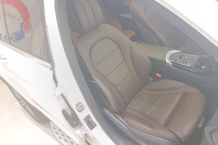 Used Mercedes-Benz GLC 2021 GLC 260 L 4MATIC Dynamic Edition Right Front Seat