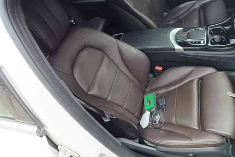 Used Mercedes-Benz GLC 2021 GLC 260 L 4MATIC Dynamic Edition Right Front Seat