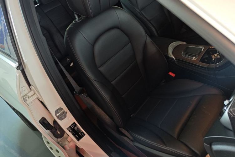 Used Mercedes-Benz GLC 2021 GLC 260 L 4MATIC Luxury Model Right Front Seat