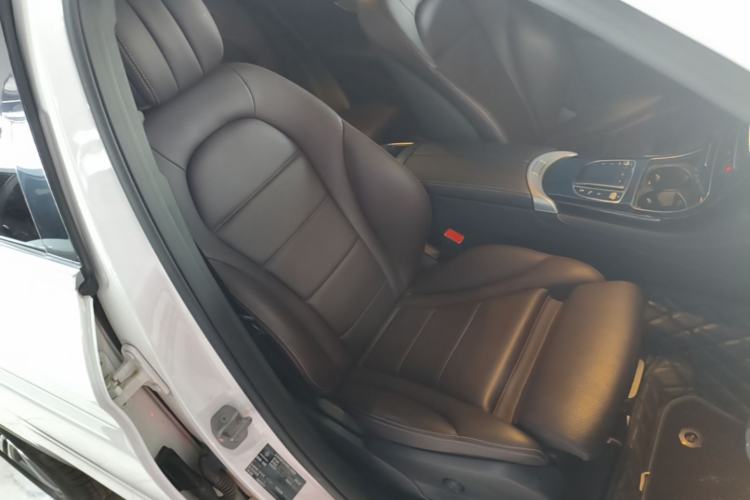 Used Mercedes-Benz GLC 2021 GLC 260 L 4MATIC Dynamic Edition Right Front Seat