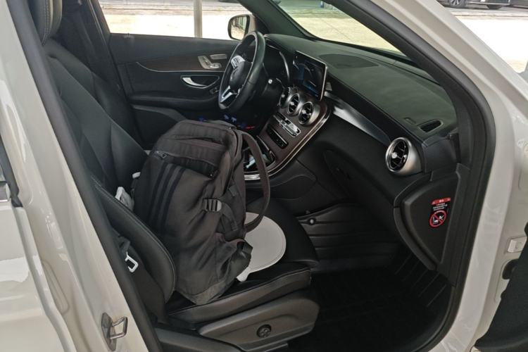 Used Mercedes-Benz GLC 2021 GLC 300 L 4MATIC Dynamic Model Right Front Seat