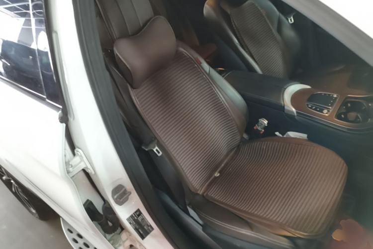 Used Mercedes-Benz GLC 2021 GLC 300 L 4MATIC Dynamic Model Right Front Seat