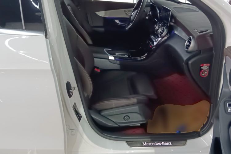 Used Mercedes-Benz GLC 2021 GLC 260 L 4MATIC Dynamic Edition Right Front Seat