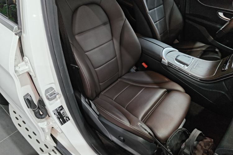 Used Mercedes-Benz GLC 2021 GLC 260 L 4MATIC Luxury Model Right Front Seat