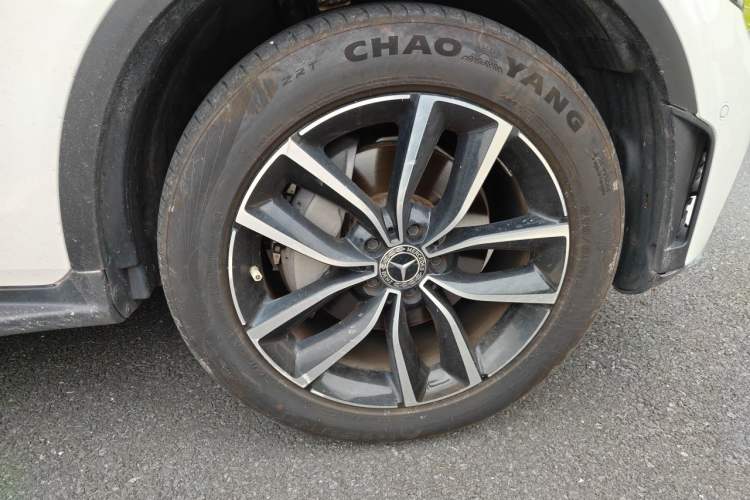 Used Mercedes-Benz GLC 2021 GLC 300 L 4MATIC Dynamic Model Right Front Wheel Hub