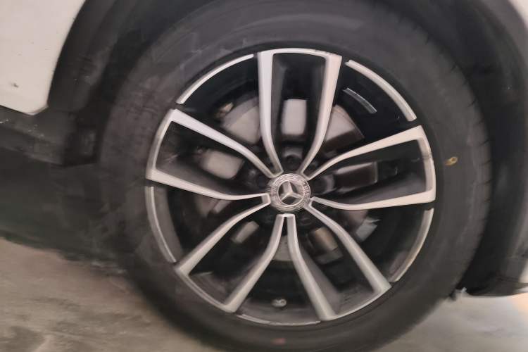 Used Mercedes-Benz GLC 2021 GLC 260 L 4MATIC Luxury Model Right Front Wheel Hub