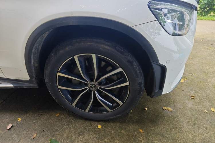 Used Mercedes-Benz GLC 2021 GLC 300 L 4MATIC Dynamic Model Right Front Wheel Hub