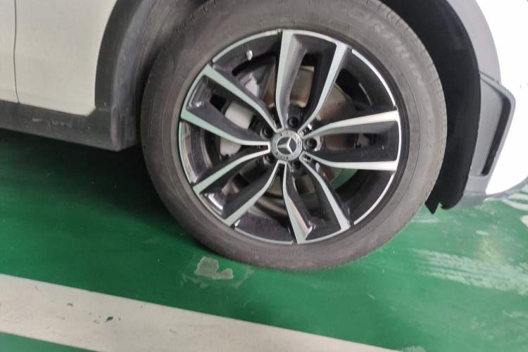 Used Mercedes-Benz GLC 2021 GLC 260 L 4MATIC Luxury Model Right Front Wheel Hub