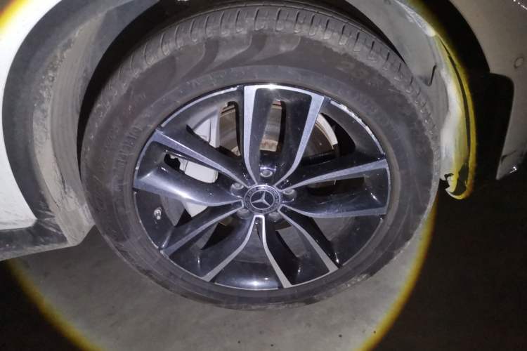 Used Mercedes-Benz GLC 2021 GLC 300 L 4MATIC Dynamic Model Right Front Wheel Hub