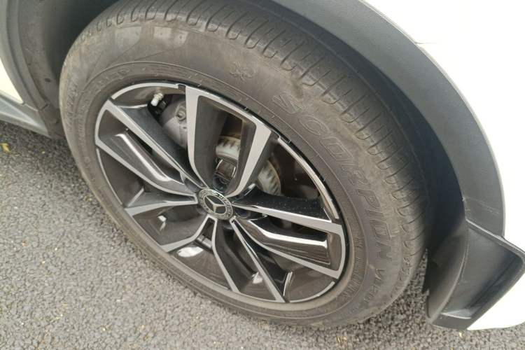 Used Mercedes-Benz GLC 2021 GLC 300 L 4MATIC Dynamic Model Right Front Wheel Hub