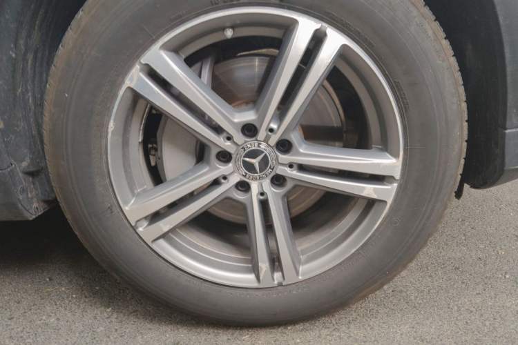 Used Mercedes-Benz GLC 2021 GLC 260 L 4MATIC Dynamic Edition Right Front Wheel Hub