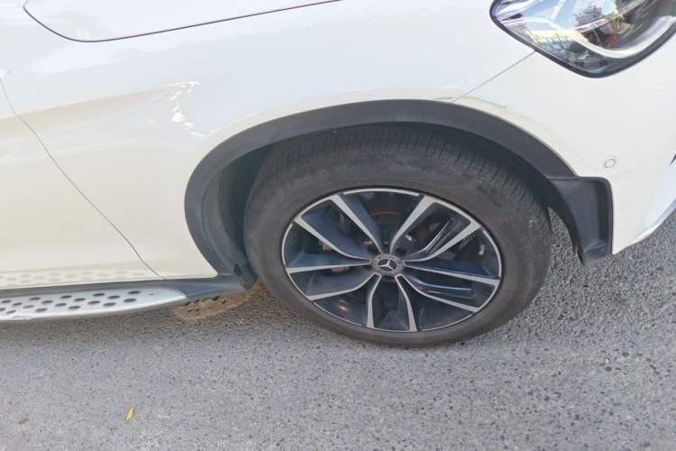 Used Mercedes-Benz GLC 2021 GLC 300 L 4MATIC Dynamic Model Right Front Wheel Hub